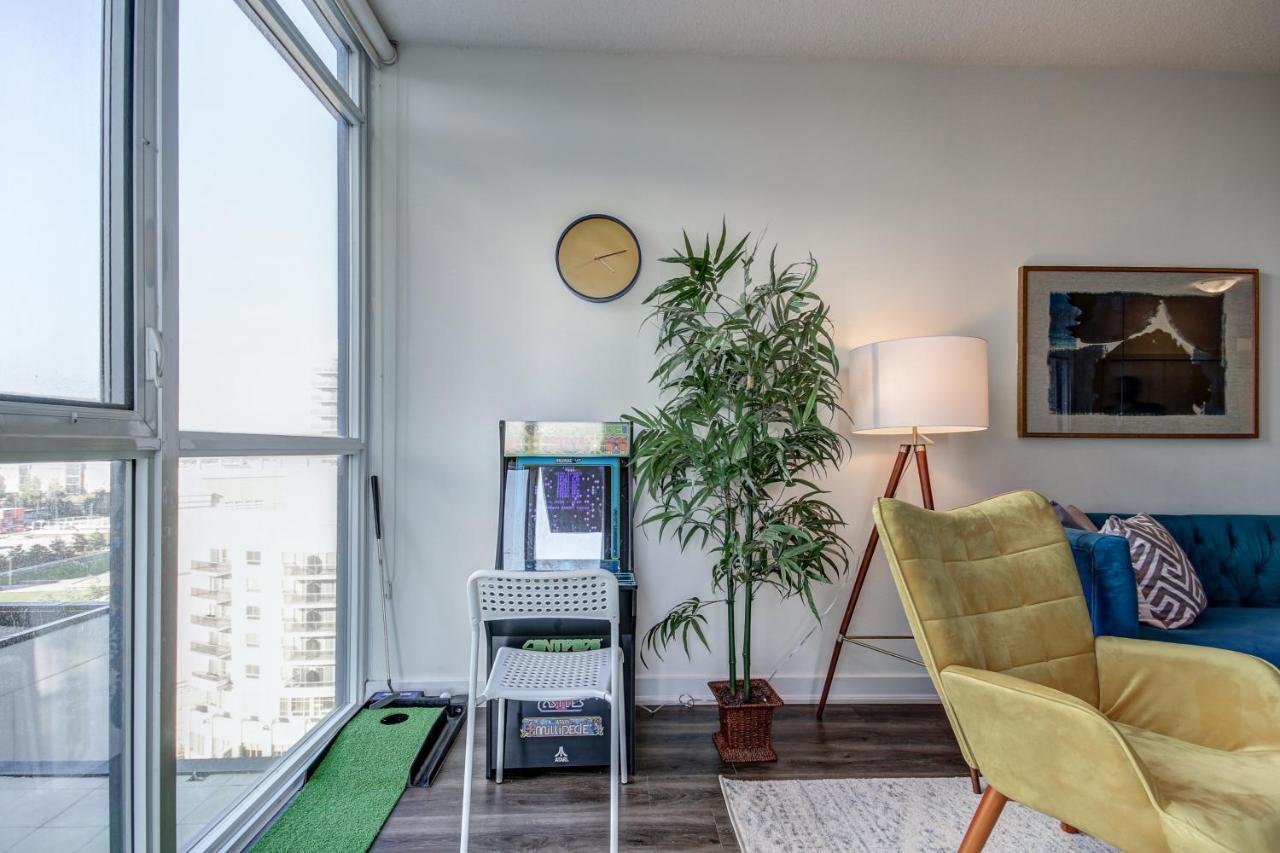 The Benetton Suite - Square One 1 Bedroom + Den + 1 Parking Мисисага Екстериор снимка